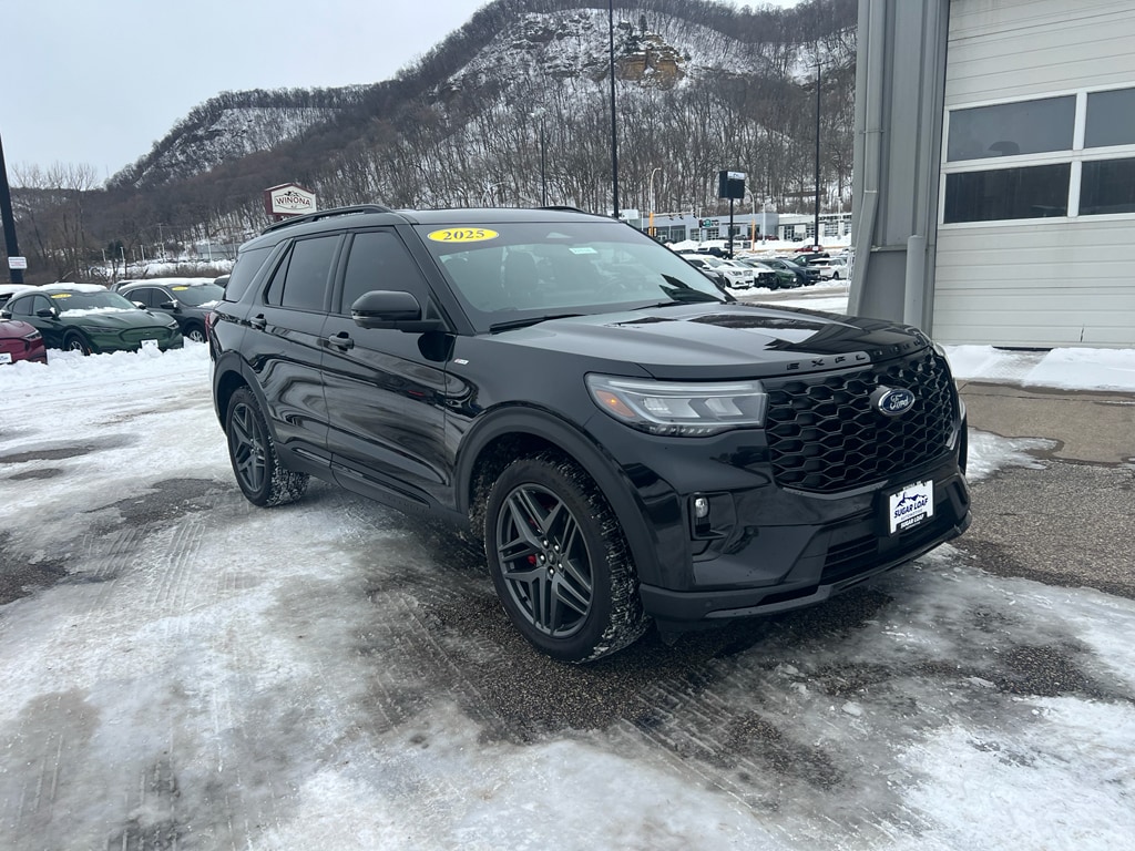 Used 2025 Ford Explorer ST-LINE with VIN 1FMUK8KH1SGA15240 for sale in Winona, Minnesota