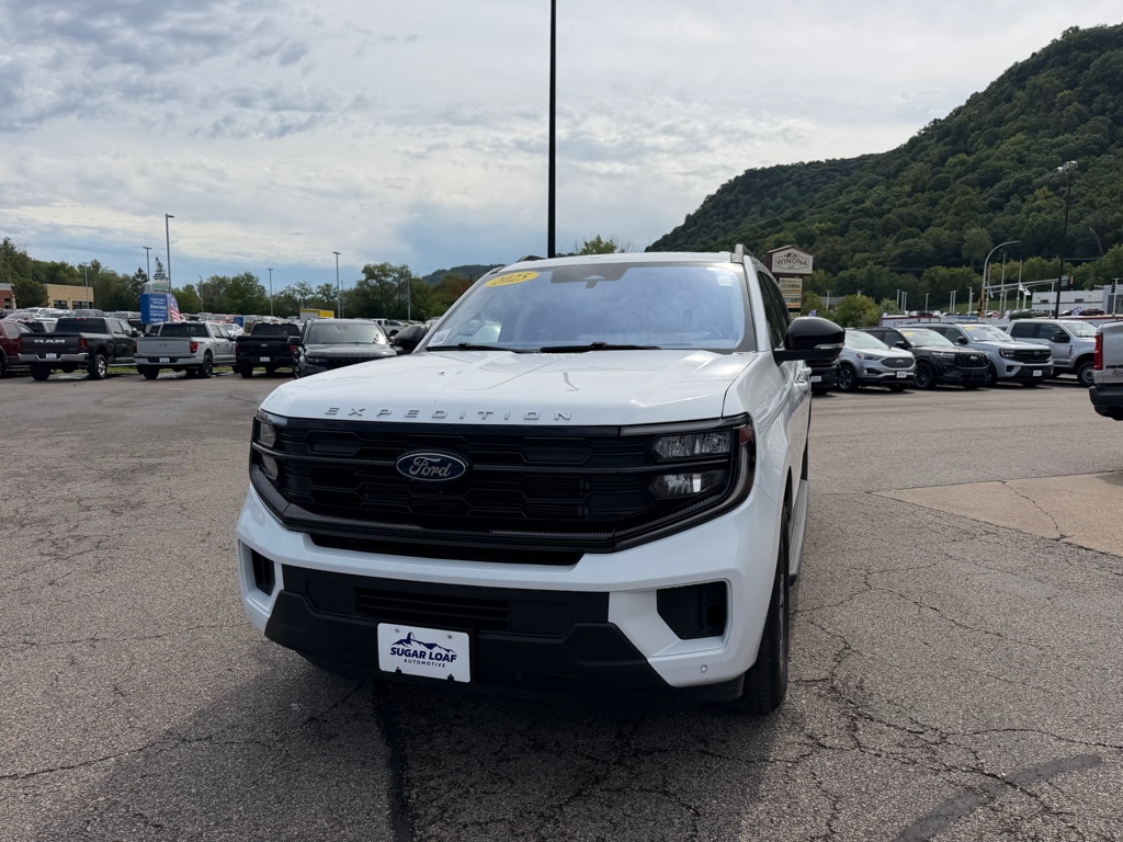 Used 2025 Ford Expedition Active with VIN 1FMJK1J84SEA43993 for sale in Winona, Minnesota