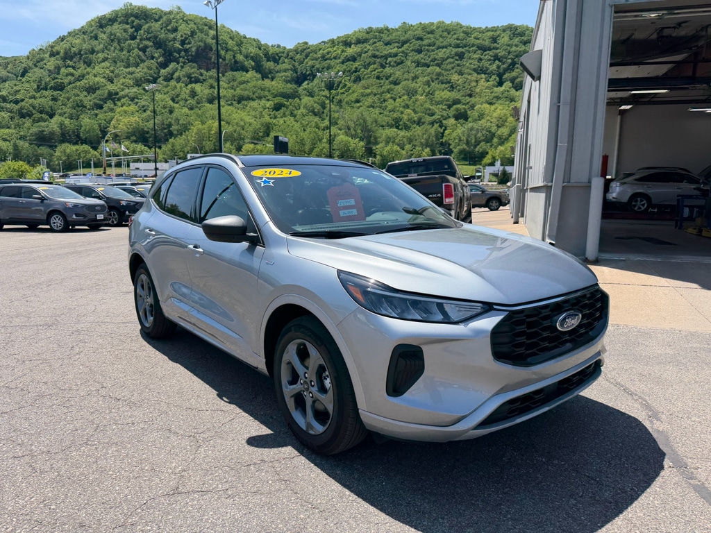 Used 2024 Ford Escape ST-Line Sport Utility