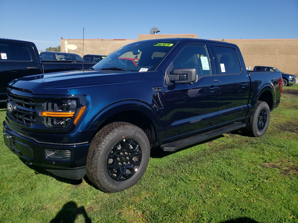 New 2025 Ford F-150 XLT Crew Cab