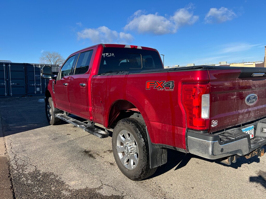 2019 Ford F-250 Lariat photo 4