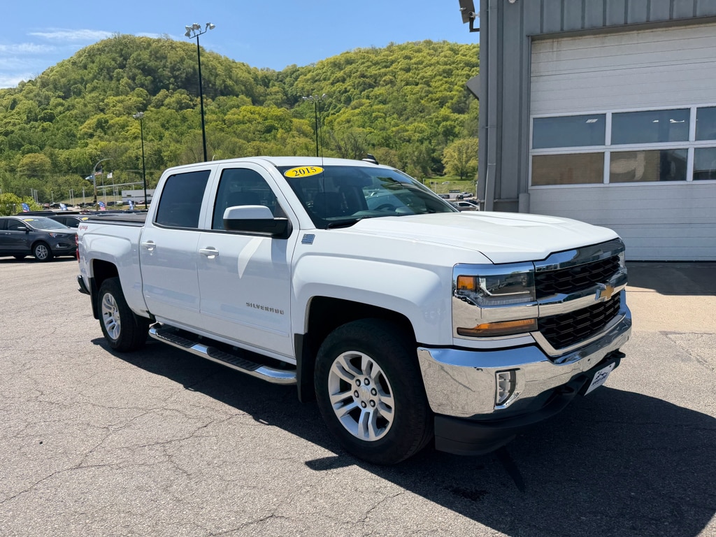 Used 2016 Chevrolet Silverado LT Crew Cab