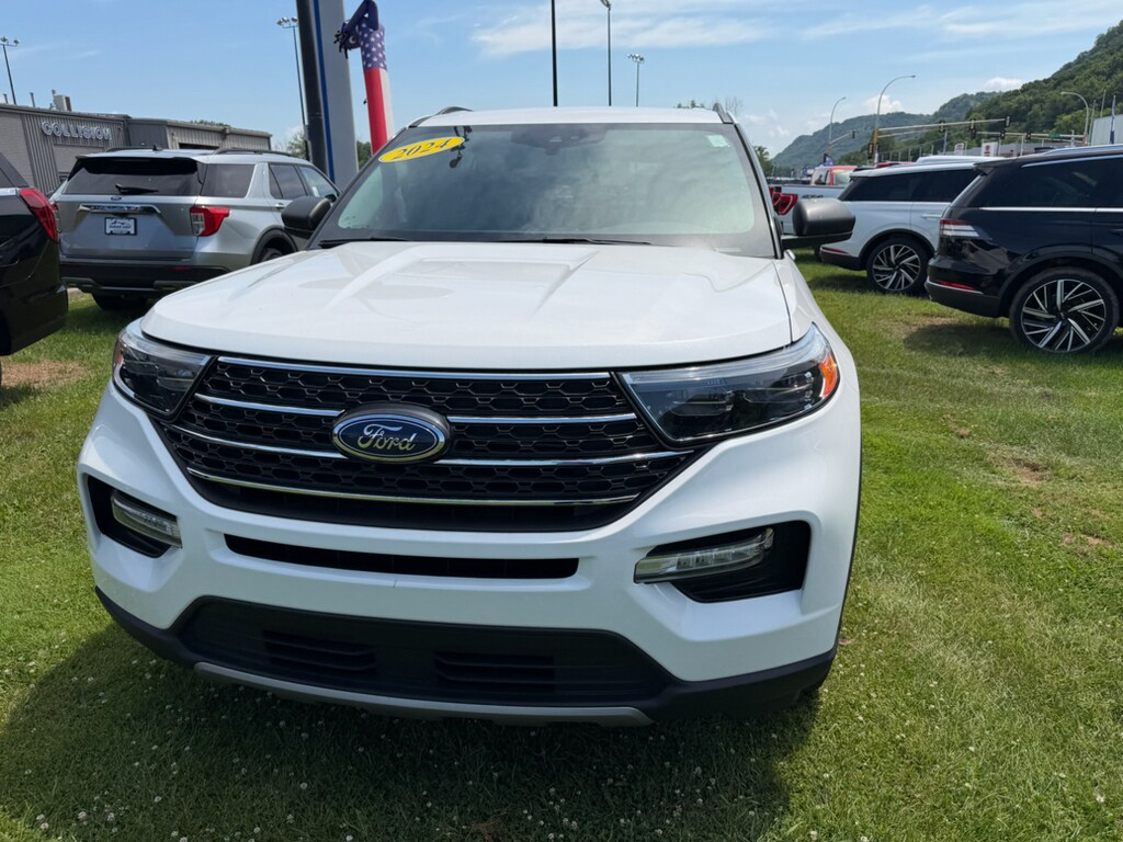 Used 2024 Ford Explorer XLT 4x4 Sport Utility