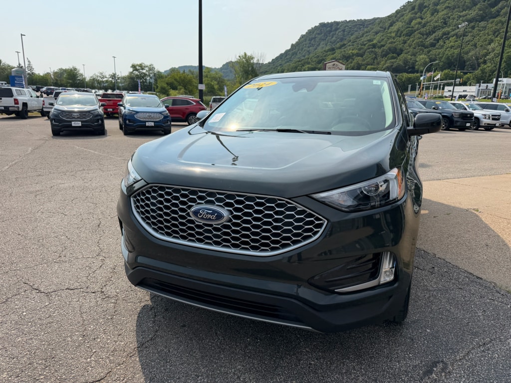 Used 2024 Ford Edge SEL with VIN 2FMPK4J94RBA43941 for sale in Winona, Minnesota