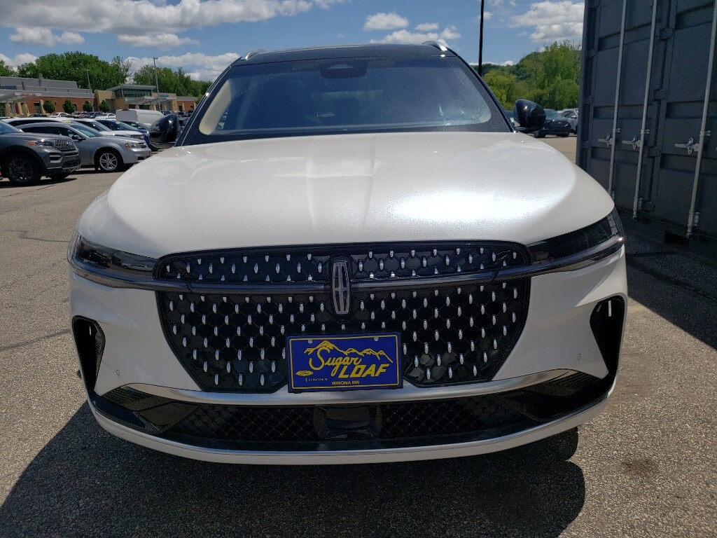 Used 2024 Lincoln Nautilus Reserve with VIN 5LMPJ8KA6RJ793515 for sale in Winona, Minnesota