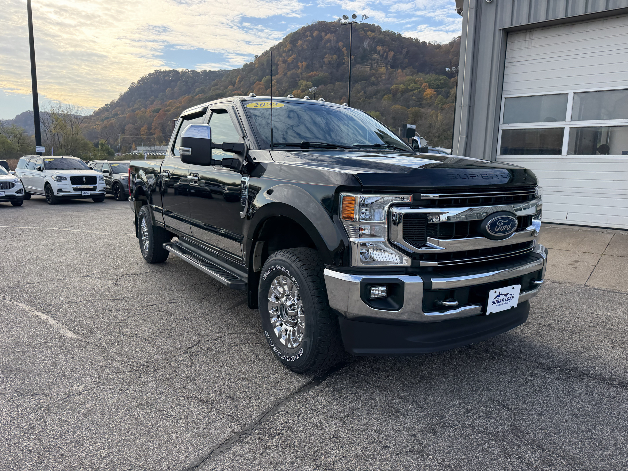 Used 2022 Ford F-350 Super Duty XLT with VIN 1FT8W3BN4NEC11269 for sale in Winona, Minnesota