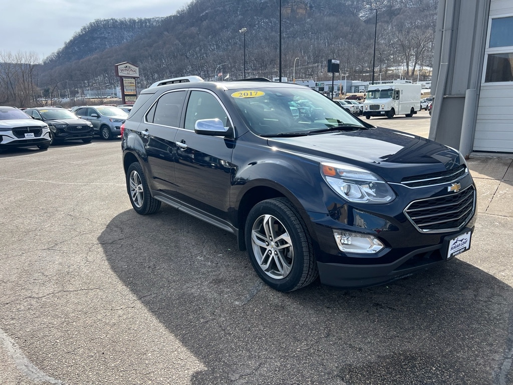 Used 2017 Chevrolet Equinox Premier with VIN 2GNALDEK3H1561636 for sale in Winona, Minnesota