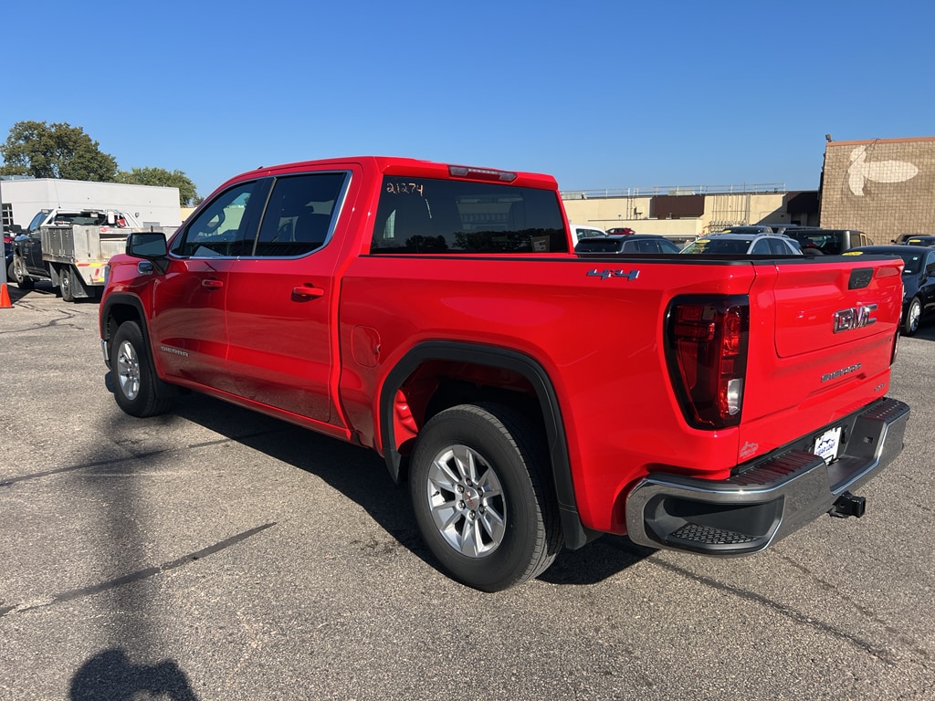 Used 2024 GMC Sierra SLE Crew Cab 4x4 Crew Cab