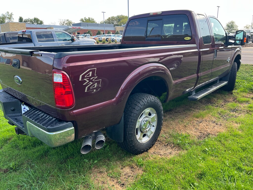 2011 Ford F-350 XLT photo 3