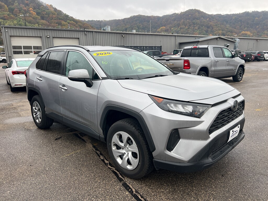 Used 2020 Toyota RAV4 LE Sport Utility