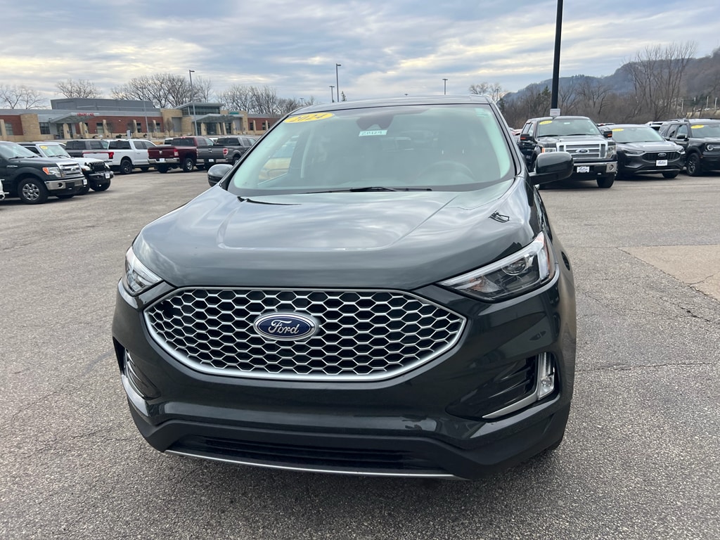 Used 2024 Ford Edge SEL with VIN 2FMPK4J9XRBB05066 for sale in Winona, Minnesota