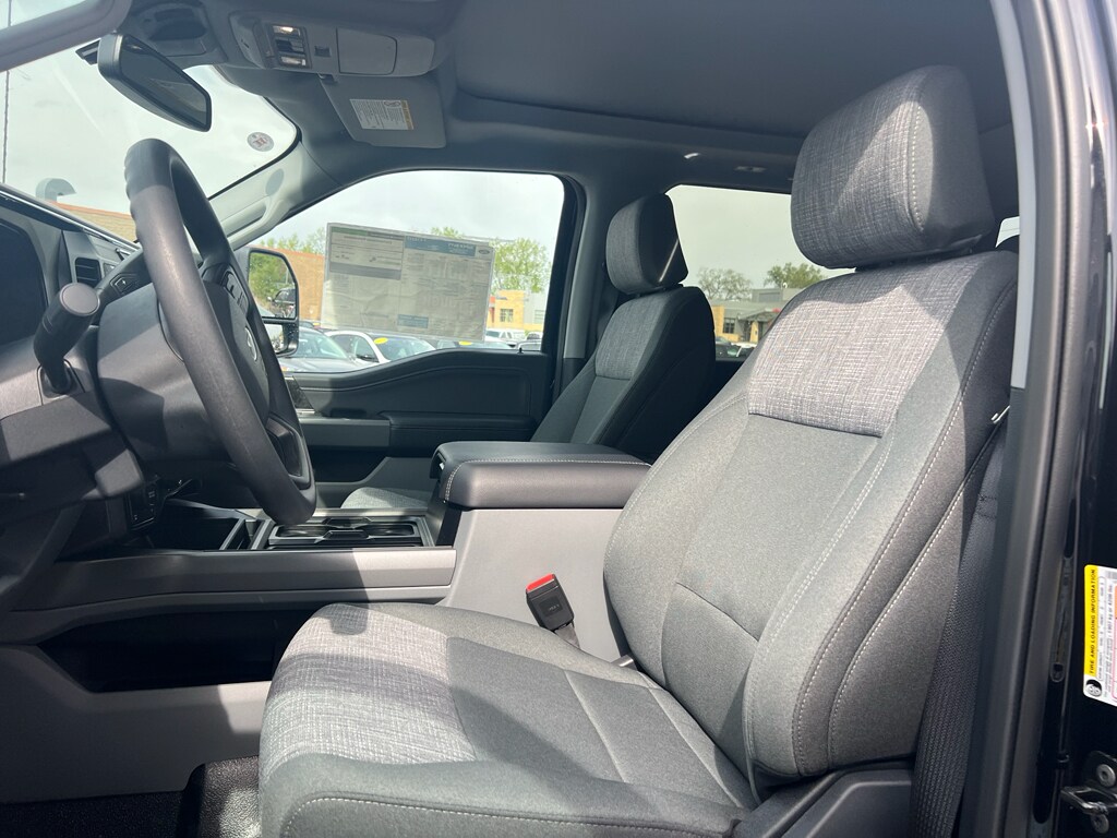 2026 Ford F-350 Super Duty XLT - Photo 8