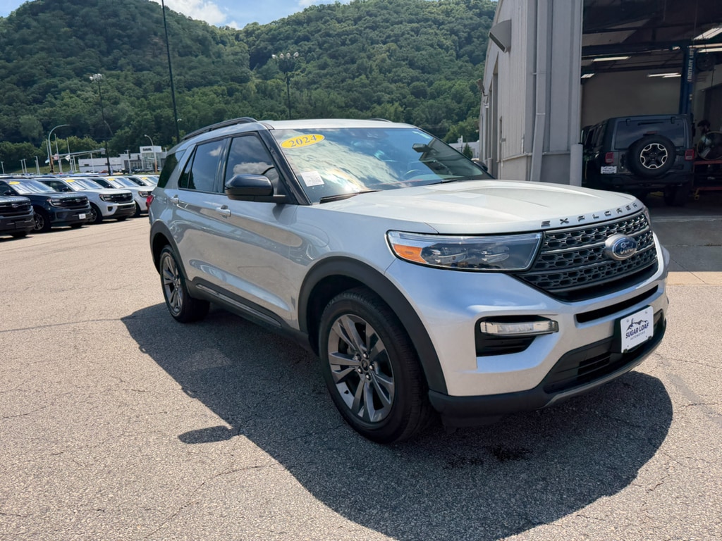 Used 2024 Ford Explorer XLT with VIN 1FMSK8DH0RGA01277 for sale in Winona, Minnesota