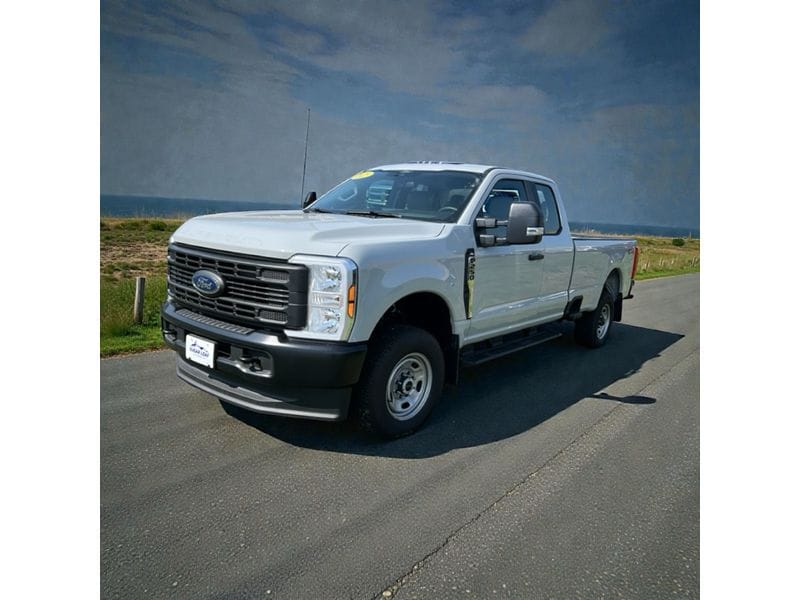 Used 2025 Ford F-250 Super Duty XL with VIN 1FT7X2BAXSEC74548 for sale in Winona, Minnesota