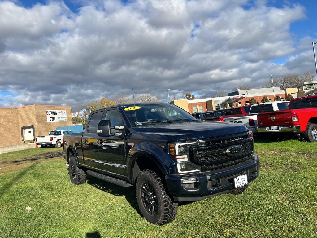 Used 2022 Ford F-250 Super Duty Lariat with VIN 1FT8W2BTXNEF21239 for sale in Winona, Minnesota
