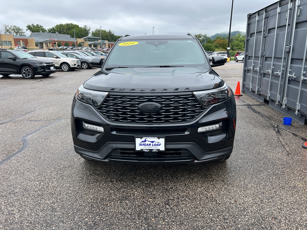 Used 2024 Ford Explorer ST-LINE with VIN 1FMSK8KHXRGA79651 for sale in Winona, Minnesota