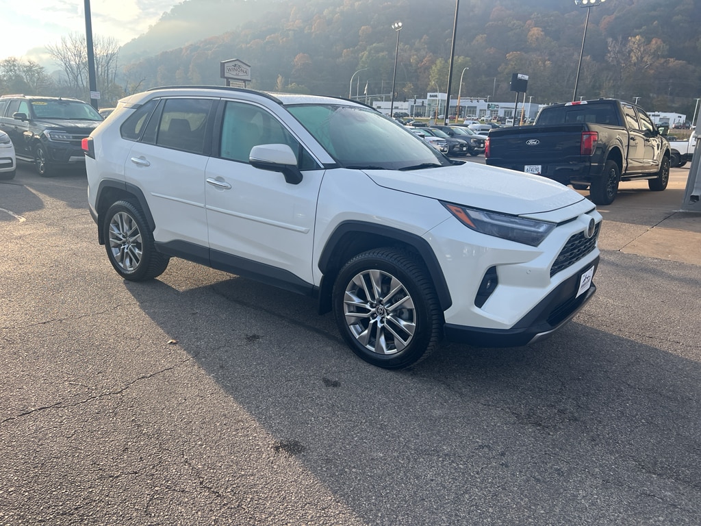 Used 2022 Toyota RAV4 Limited with VIN 2T3N1RFV2NW292263 for sale in Winona, Minnesota