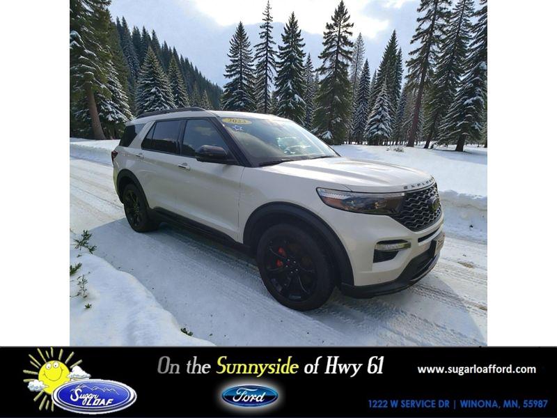 2023 Ford Explorer ST's photo