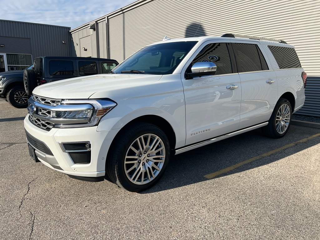 Used 2024 Ford Expedition Platinum with VIN 1FMJK1M88REA99361 for sale in Winona, Minnesota