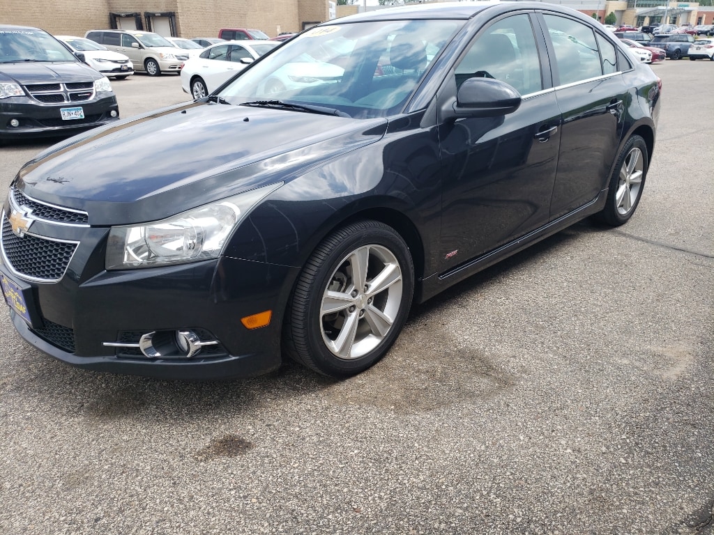 Used 2014 Chevrolet Cruze 2LT with VIN 1G1PE5SB6E7333368 for sale in Winona, Minnesota