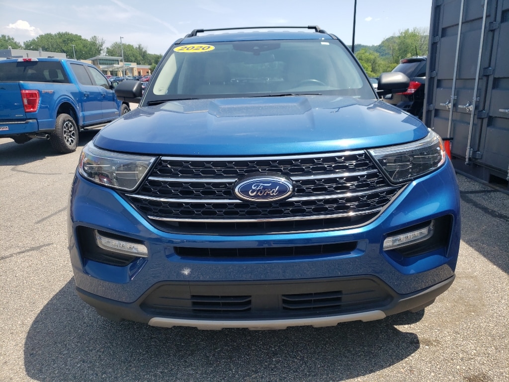 Used 2020 Ford Explorer XLT with VIN 1FMSK7DH7LGA70839 for sale in Winona, Minnesota