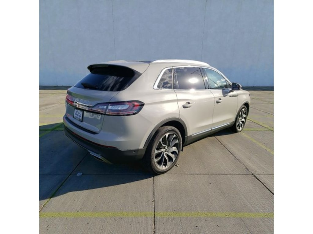 Used 2022 Lincoln Nautilus Reserve AWD SUV