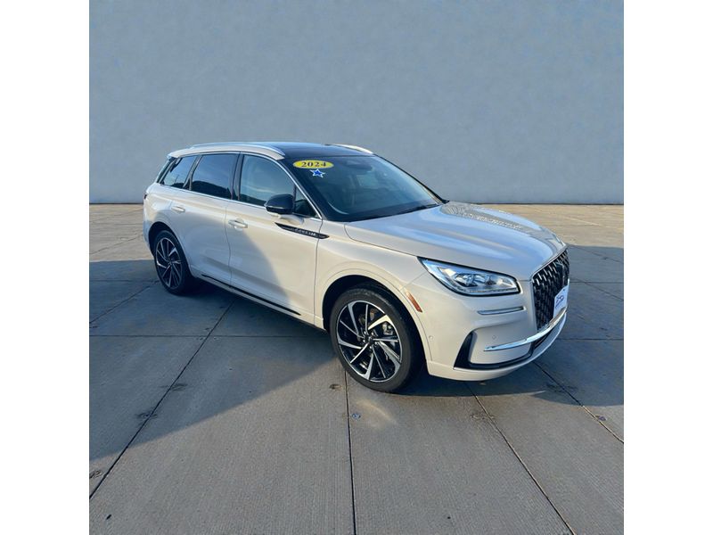 Used 2023 Lincoln Corsair Grand Touring with VIN 5LMTJ5DZ5PUL26131 for sale in Winona, Minnesota