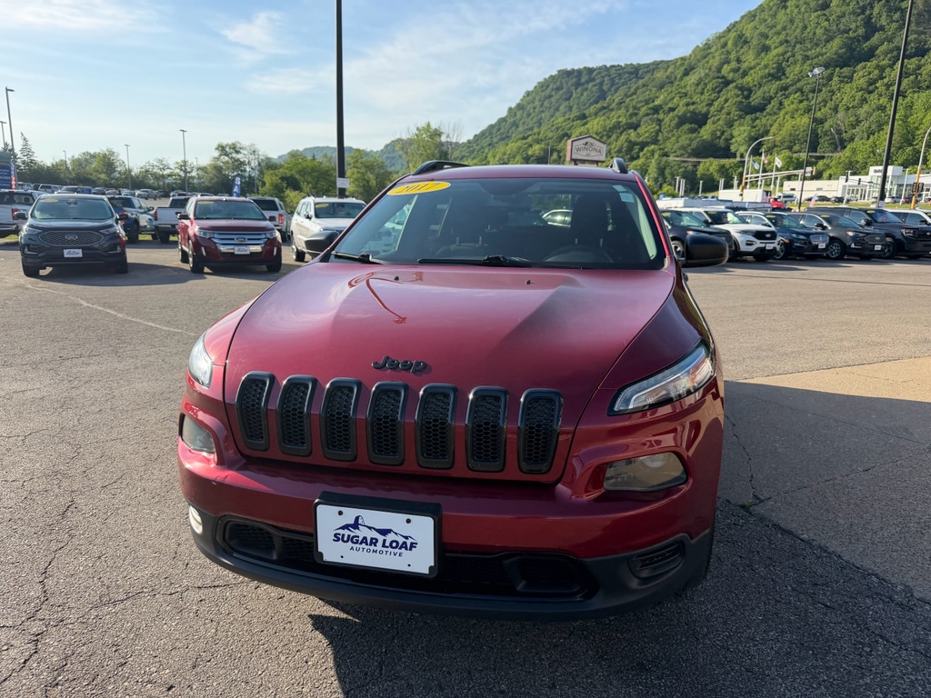 Used 2017 Jeep Cherokee Sport Altitude with VIN 1C4PJMAB0HW625137 for sale in Winona, Minnesota
