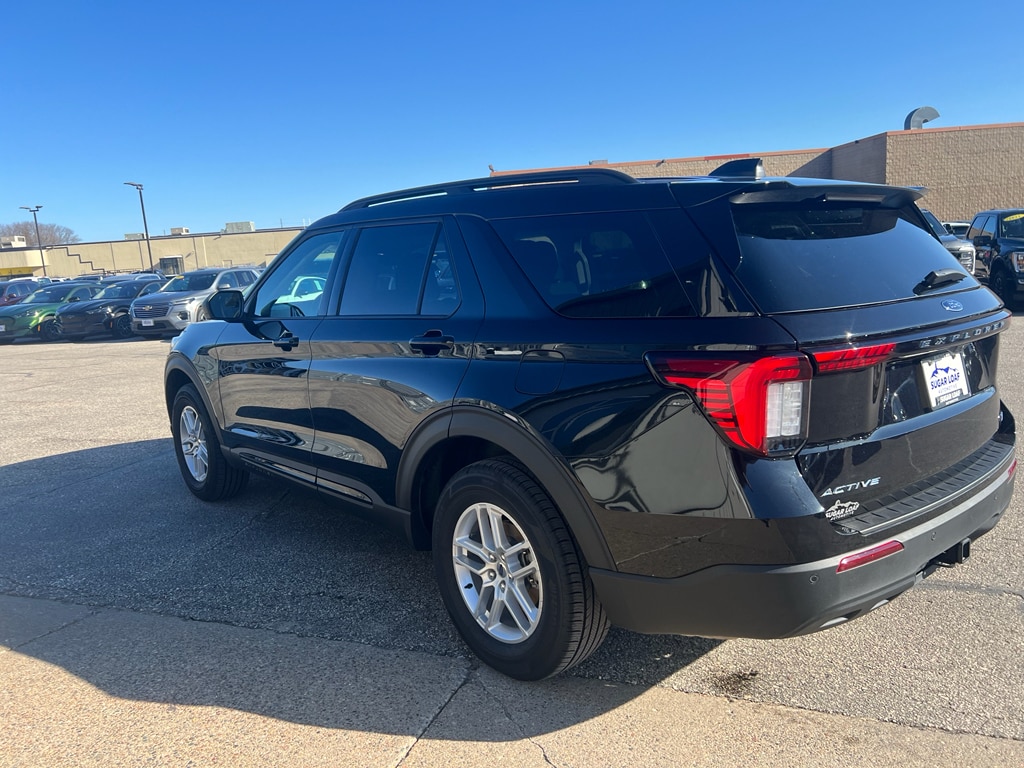 2026 Ford Explorer Active - Photo 6