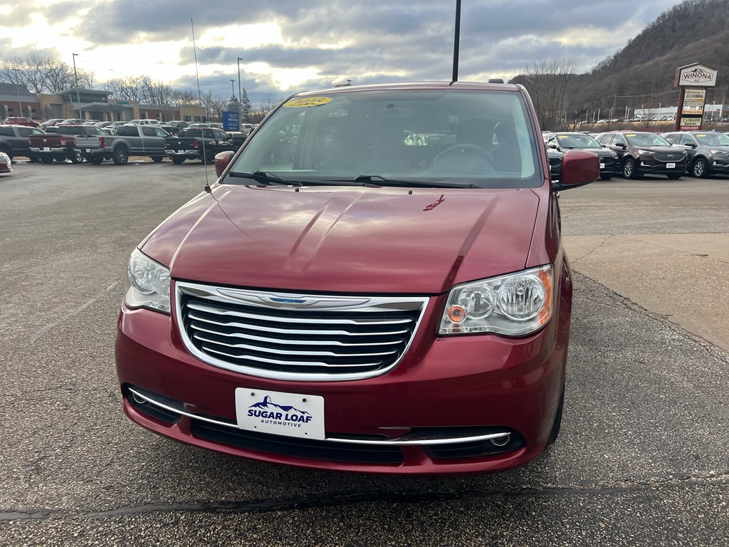 Used 2015 Chrysler Town & Country Touring with VIN 2C4RC1BG9FR564954 for sale in Winona, MN
