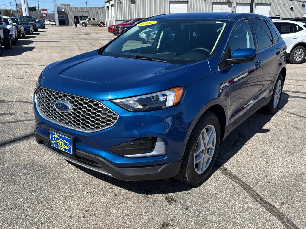 Used 2024 Ford Edge SEL with VIN 2FMPK4J94RBA90628 for sale in Winona, Minnesota