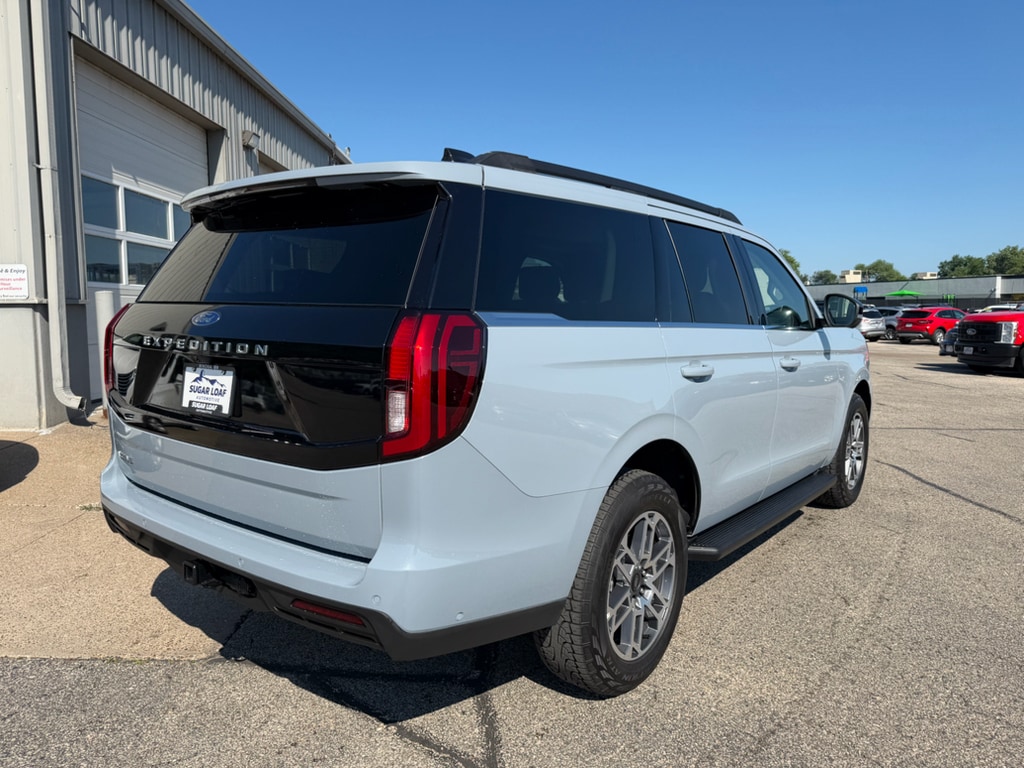 Used 2025 Ford Expedition Active 4X4 Sport Utility