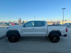 2026 GMC Canyon Elevation Truck