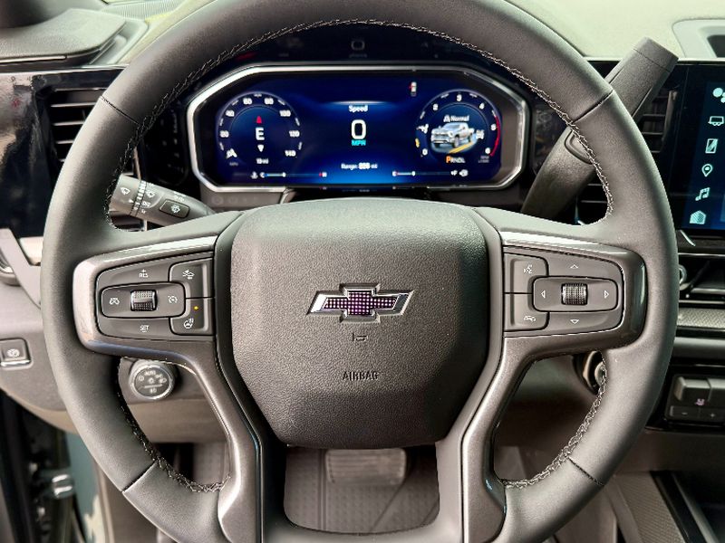 2026 Chevrolet Silverado 2500 HD ZR2 - Photo 18