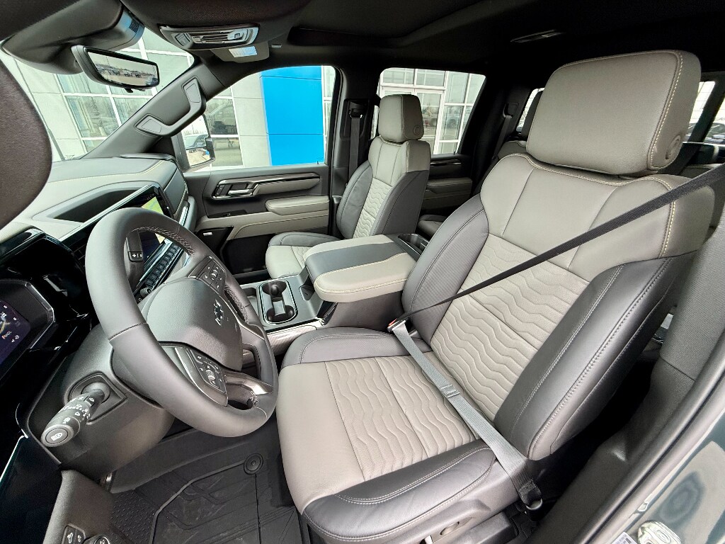 2026 Chevrolet Silverado 2500 HD ZR2 - Photo 15