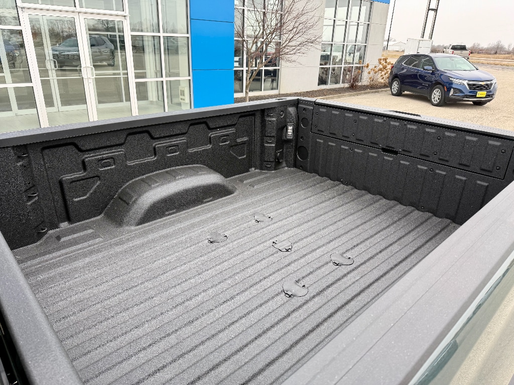 2026 Chevrolet Silverado 2500 HD ZR2 - Photo 11