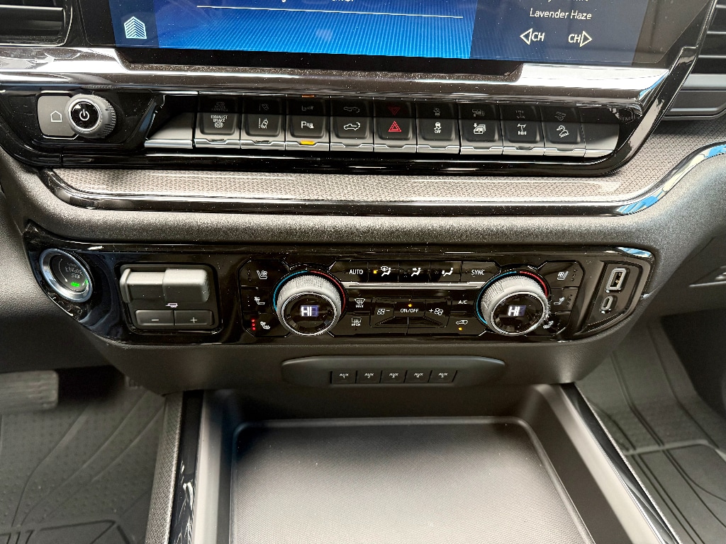 2026 Chevrolet Silverado 2500 HD ZR2 - Photo 24