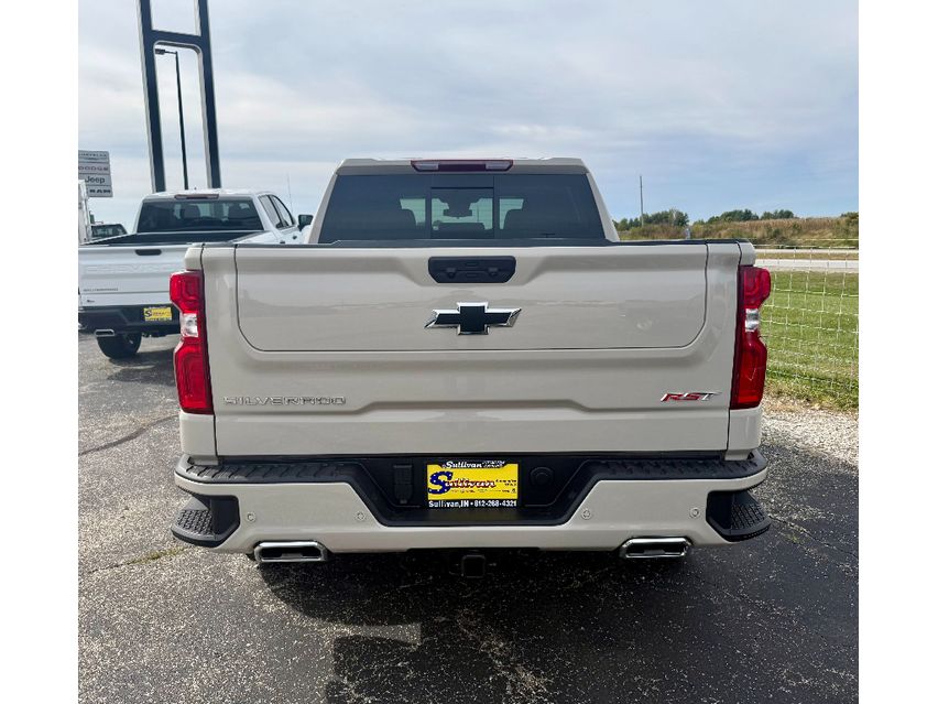 2026 Chevrolet Silverado 1500 RST photo 3