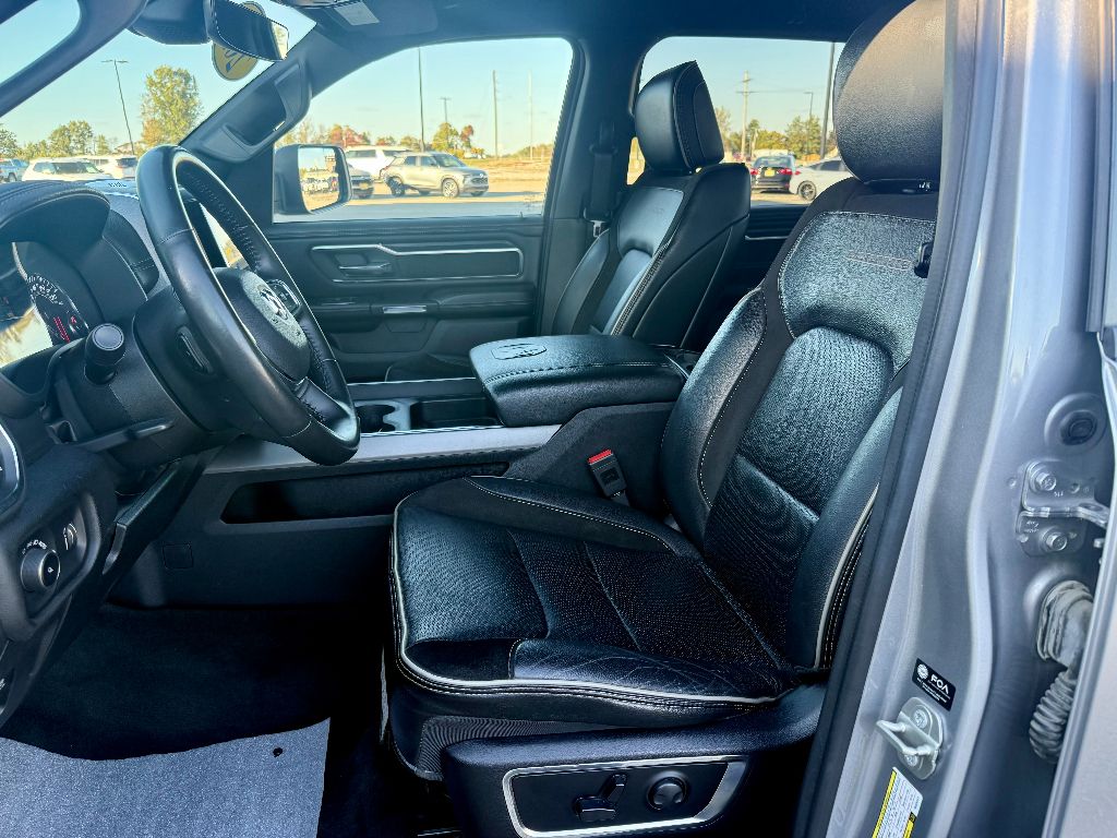 2024 RAM Ram 1500 Pickup Laramie - Photo 11