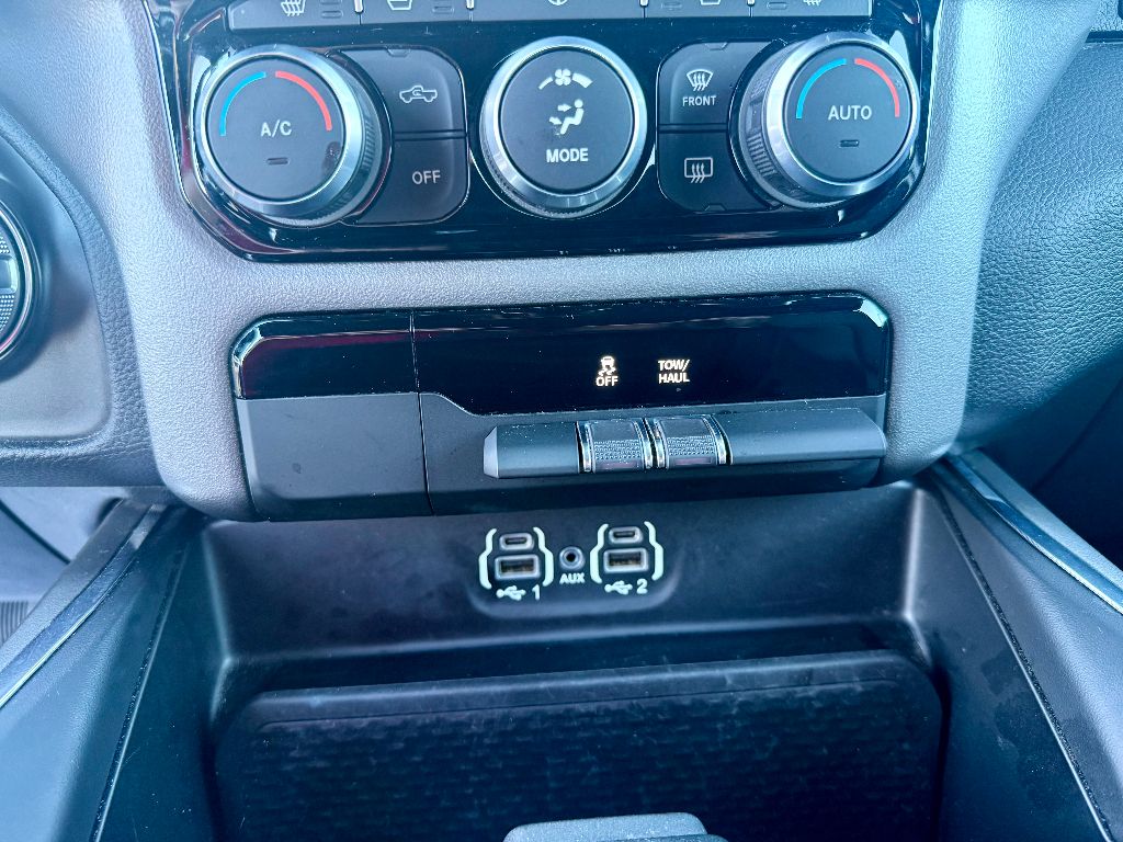 2024 RAM Ram 1500 Pickup Laramie - Photo 22