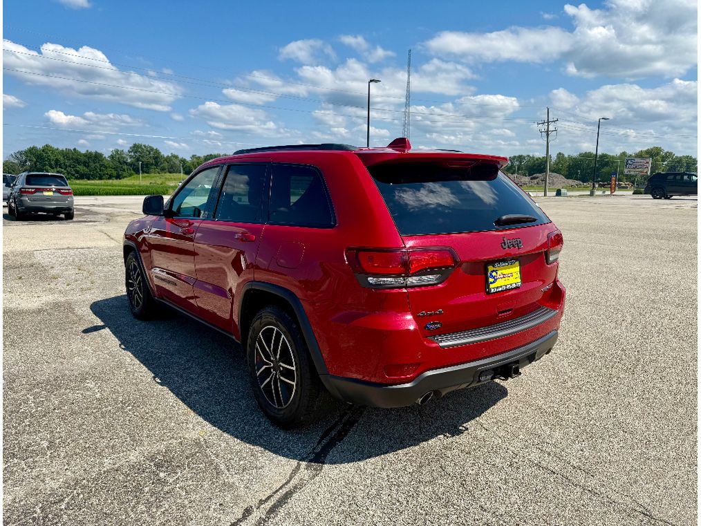 2020 Jeep Grand Cherokee Trailhawk photo 2