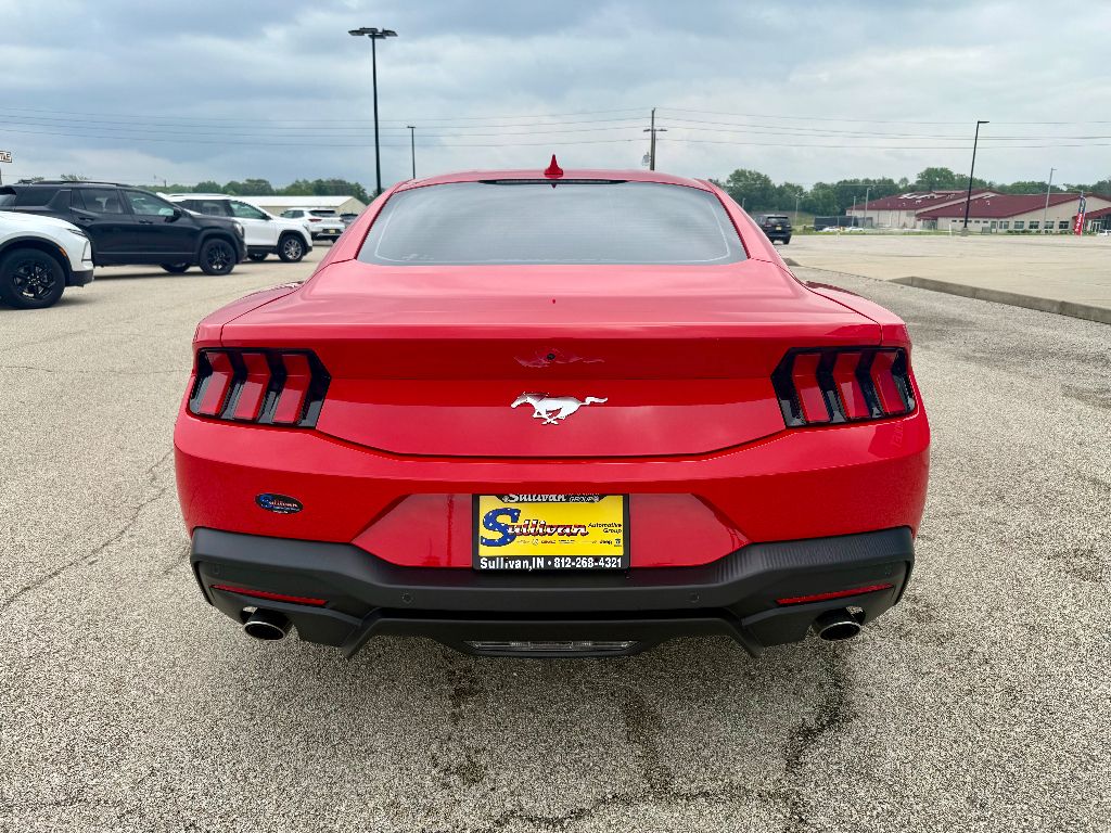 2024 Ford Mustang EcoBoost photo 3
