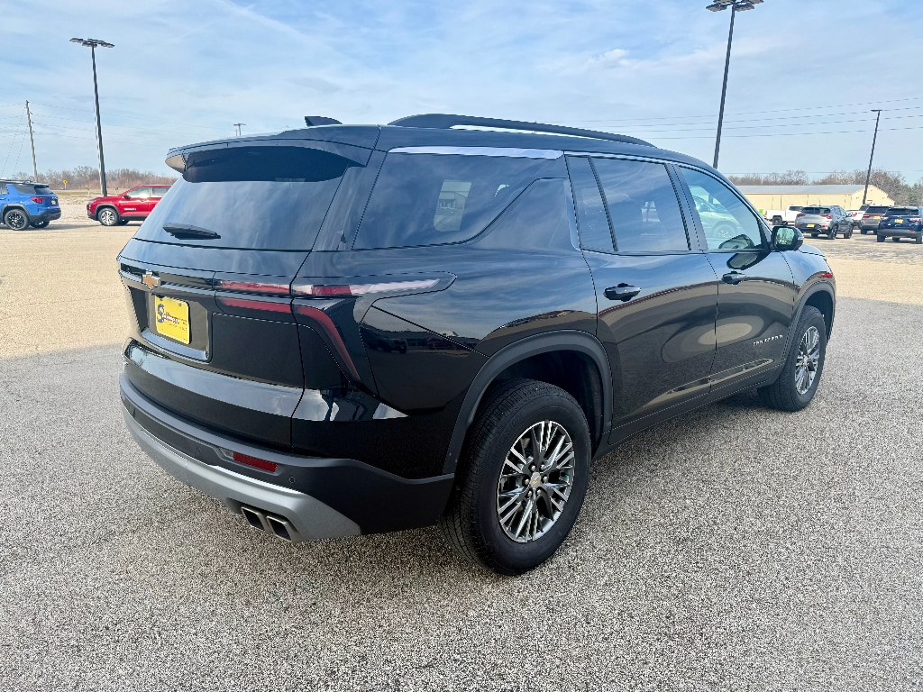 Used 2025 Chevrolet Traverse FWD LT Sport Utility