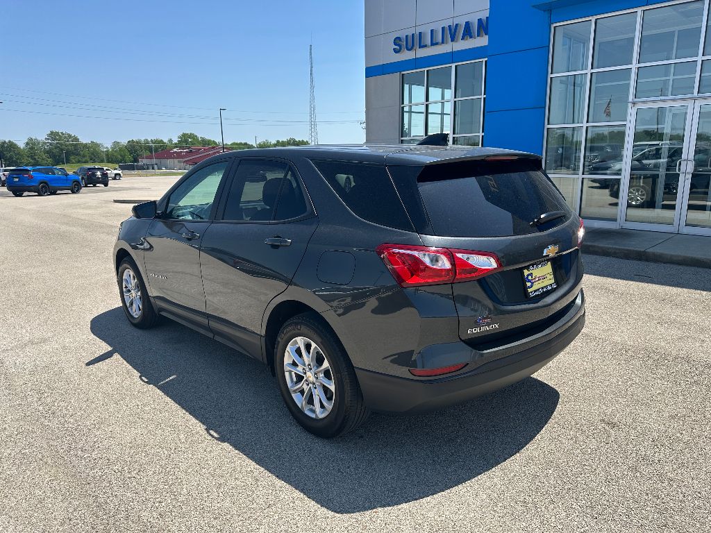 Used 2021 Chevrolet Equinox LS with VIN 2GNAXHEVXM6105586 for sale in Sullivan, IN