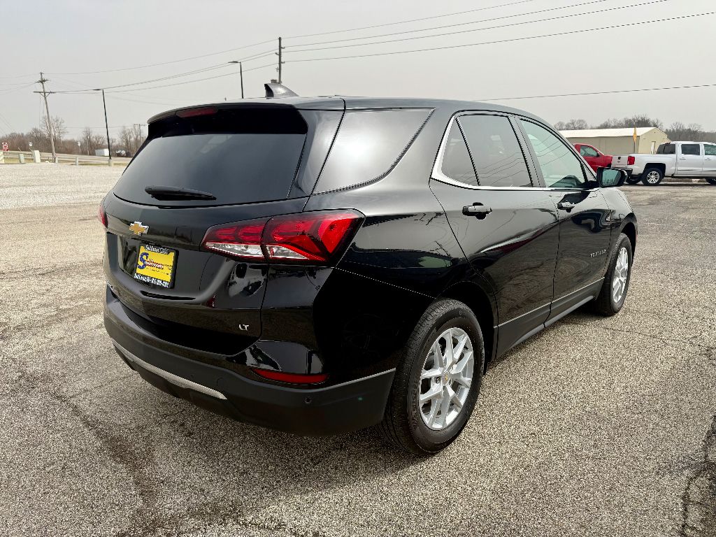 2022 Chevrolet Equinox LT photo 4