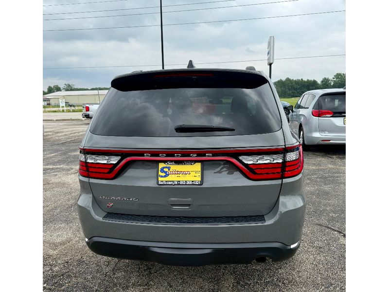 2024 Dodge Durango SXT photo 3