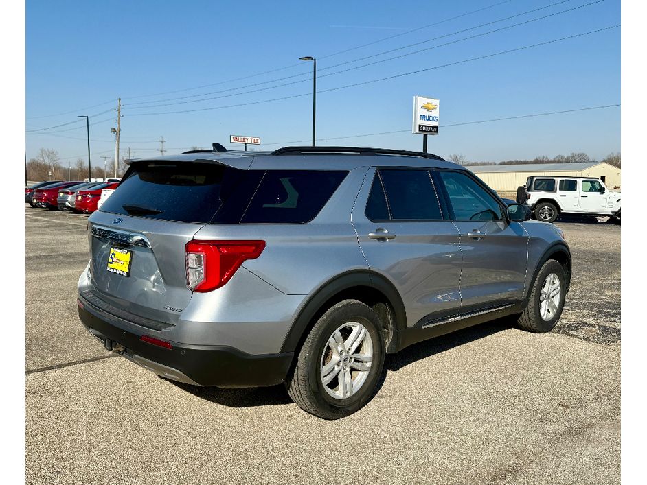2022 Ford Explorer XLT photo 4