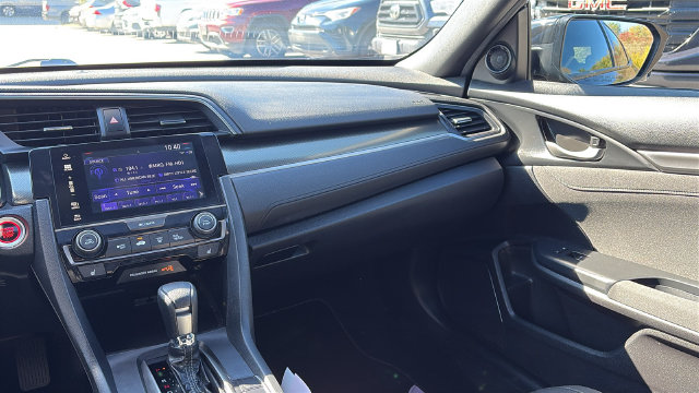 2018 Honda Civic Hatchback EX - Photo 22