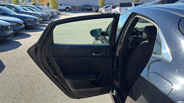2018 Honda Civic Hatchback EX - Photo 19