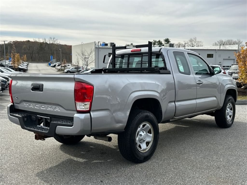 Used 2017 Toyota Tacoma SR Truck Access Cab